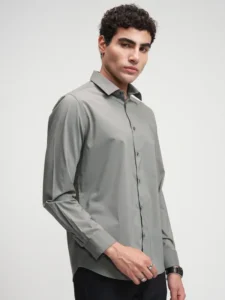 highlander men grey solid slim fit casual shirt